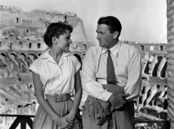 Audrey Hepburn & Gregory Pack in het Colosseum, een scene uit de romantische film Roman Holiday (1953)