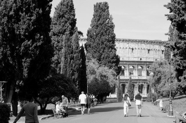 Viale-della-Domus-Aurea