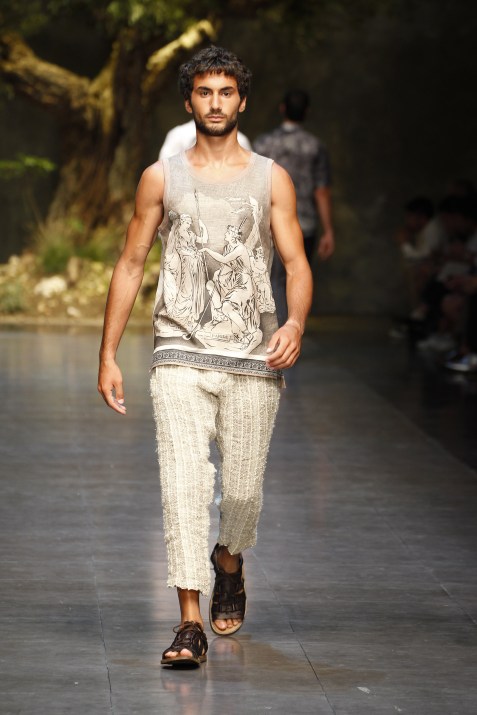 dolce-and-gabbana-ss-2014-men-fashion-show-runway-43
