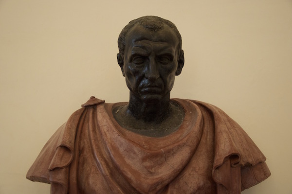 Julius-Caesar-Palazzo-Altemps-Copyright W. van Dijk
